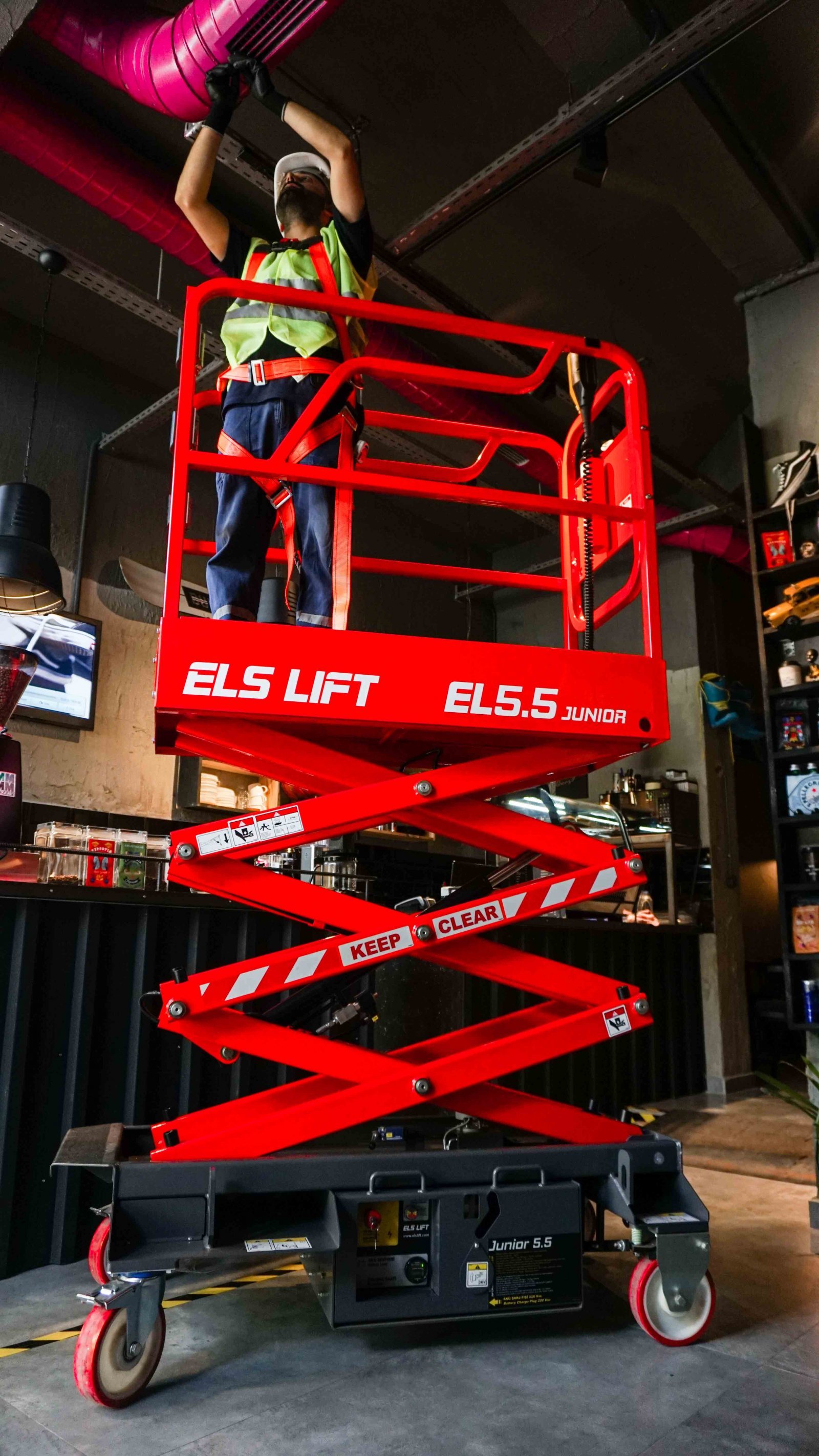 ELS Lift 5.5 Junior 5.5 Metre Dikey Mast Lift